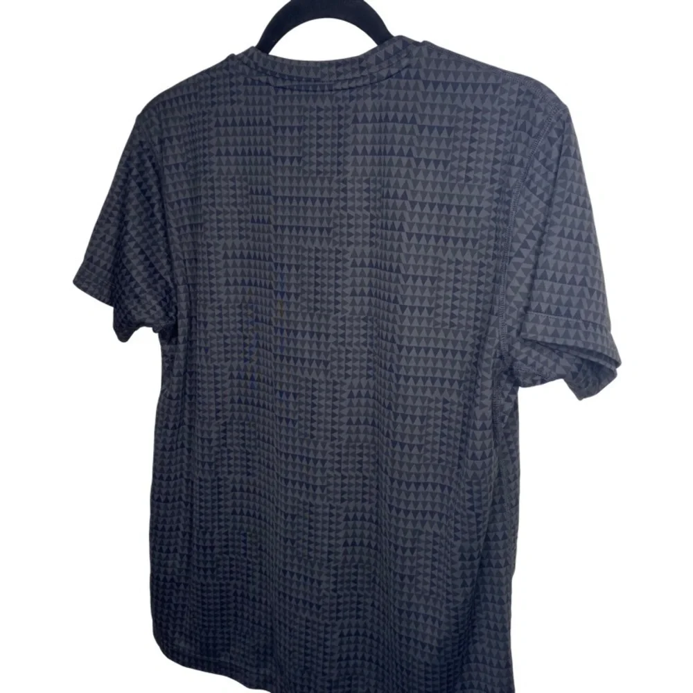 𝅺uniqlo Patterned SS Athletic Shirt Dry-Ex - Blk/Gray - S - Picture 5 of 8